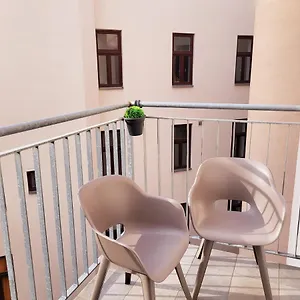 Oswald Apartament