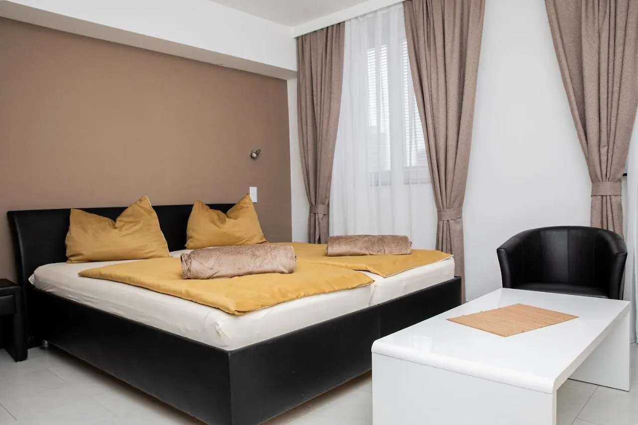 Vladys Vienna Apartments