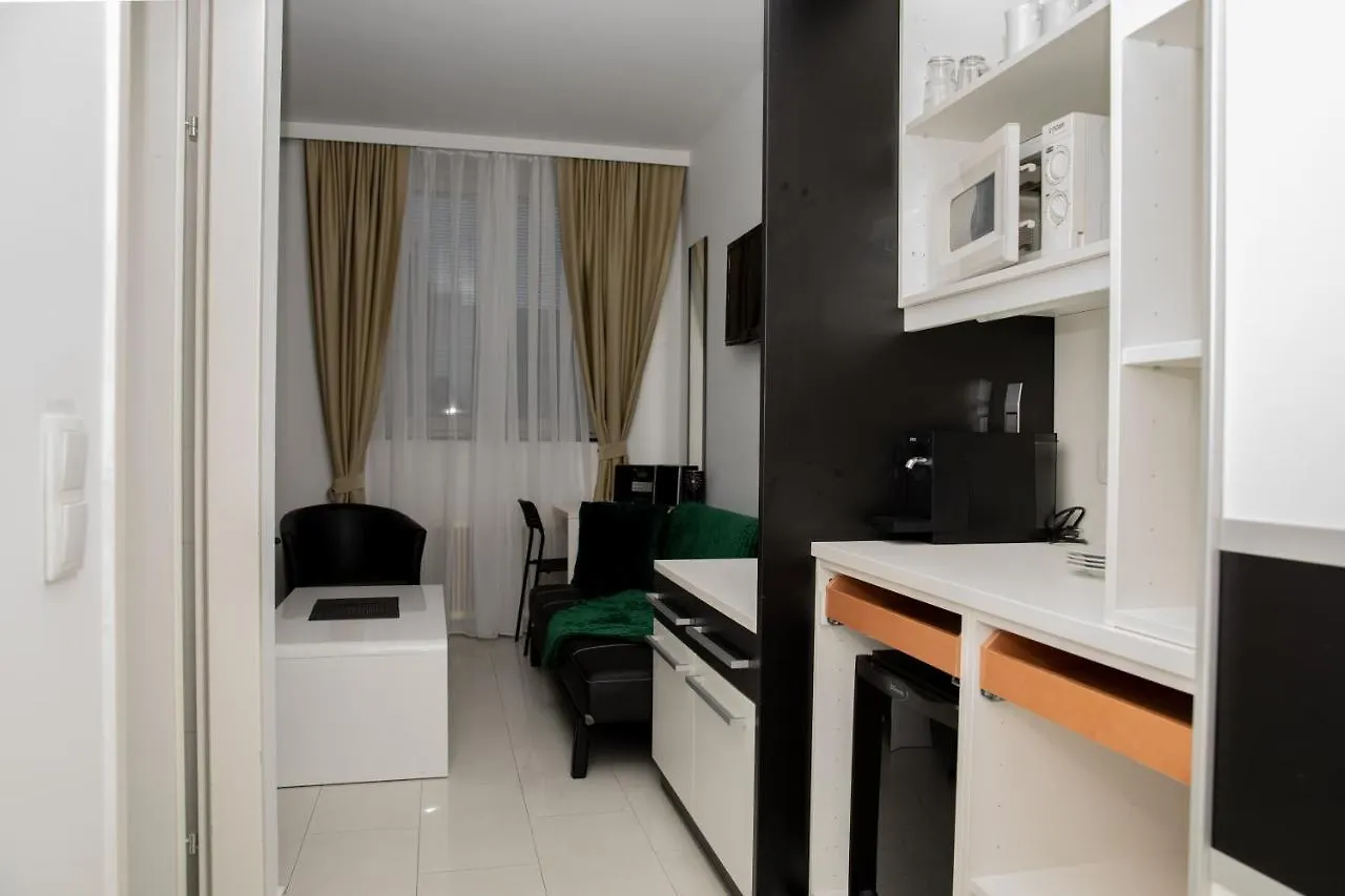 Vladys Vienna Apartments